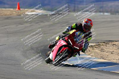 media/Jan-09-2022-SoCal Trackdays (Sun) [[2b1fec8404]]/Turns 9 and 8 (920am)/